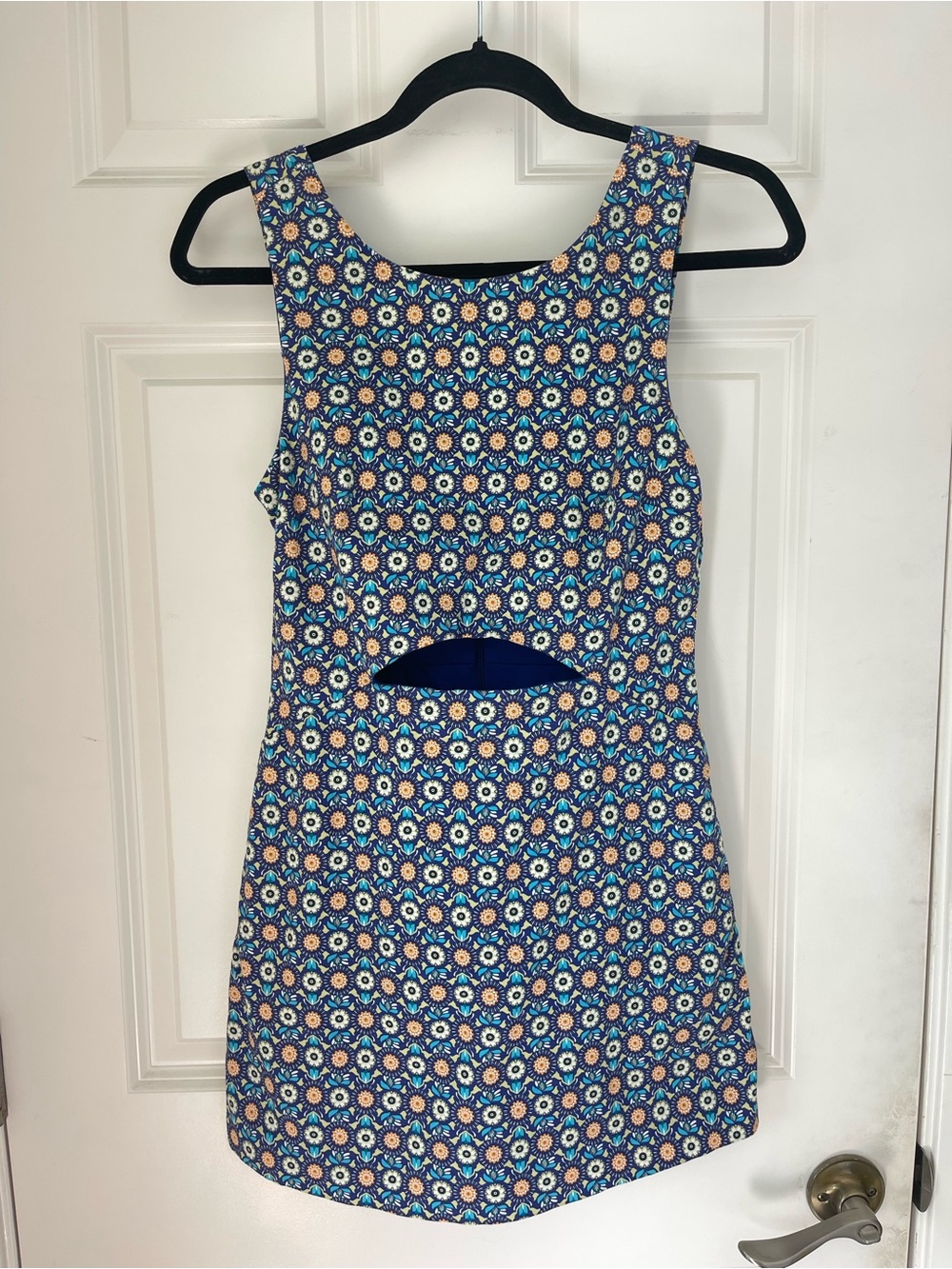 Zara women’s Blue Floral Tank Dress with shorts with Front Cutout
